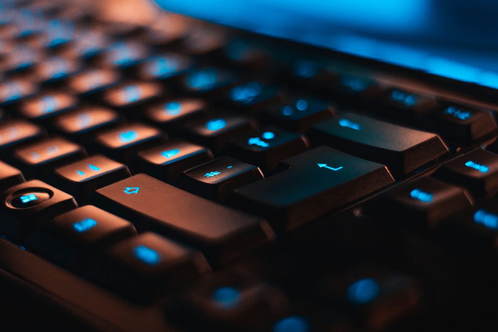How to build a data access layer